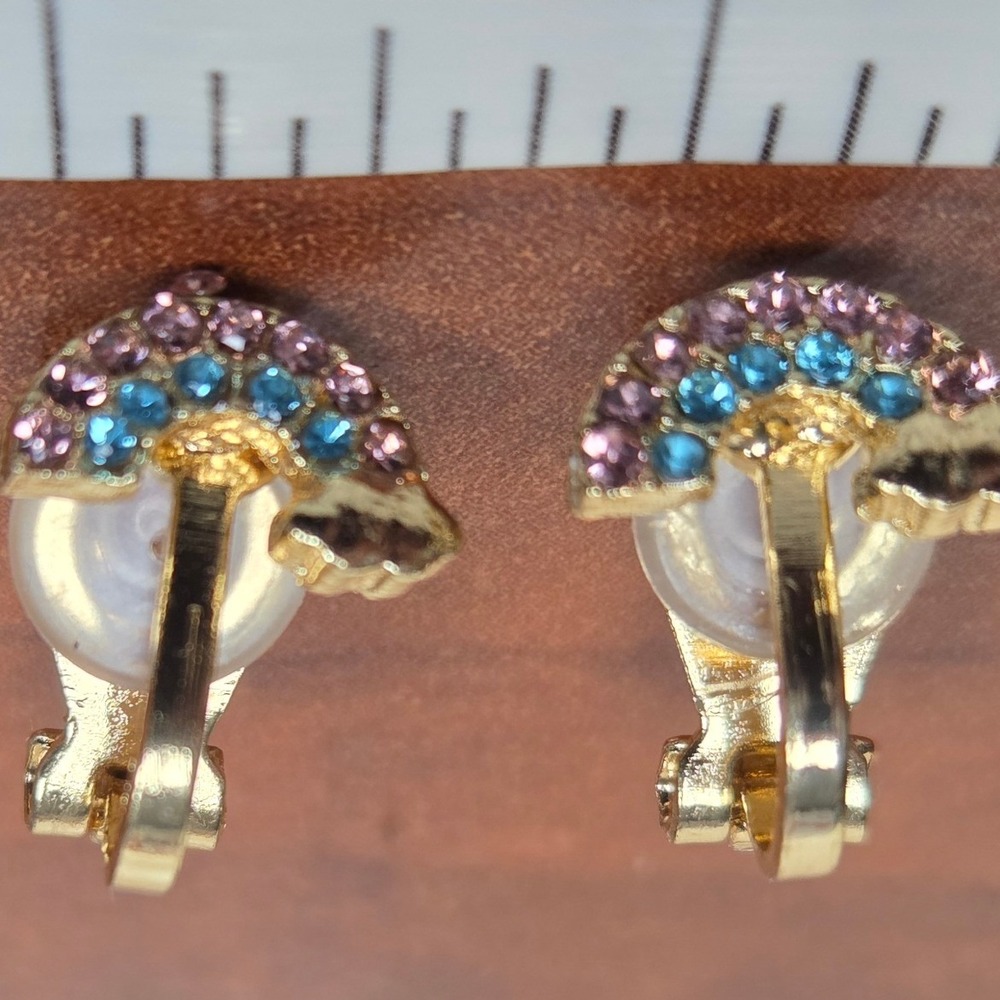 Gold Tone Rainbow Rhinestone Clip On Earrings Pink Blue Sparkle Small Petite